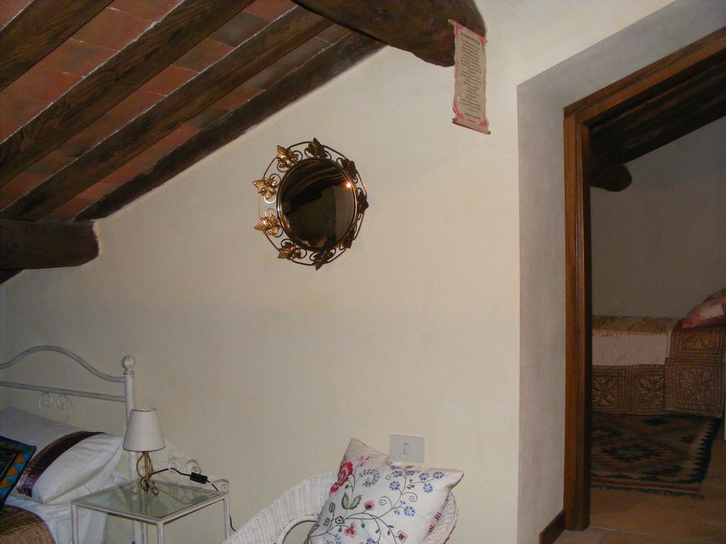 Casa Marchi Hotel Bagni di Lucca Szoba fotó