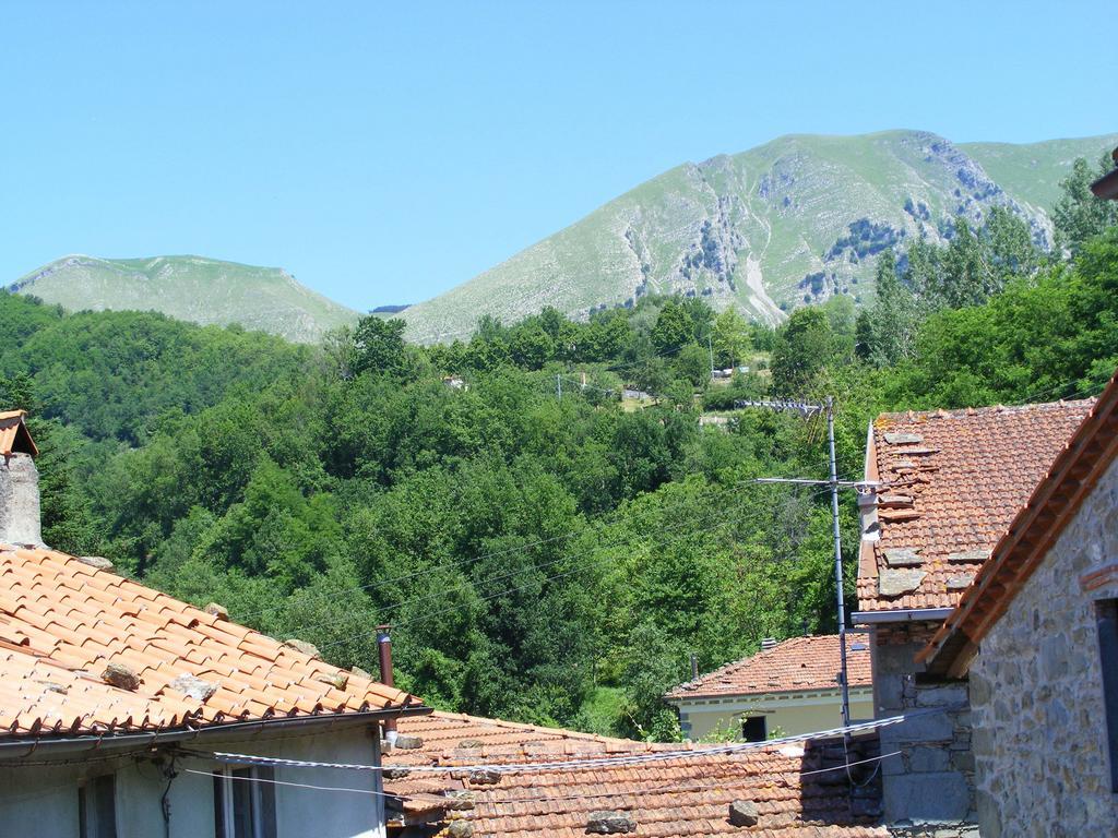 Casa Marchi Hotel Bagni di Lucca Szoba fotó